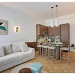 Apartment On The Champs Elysees